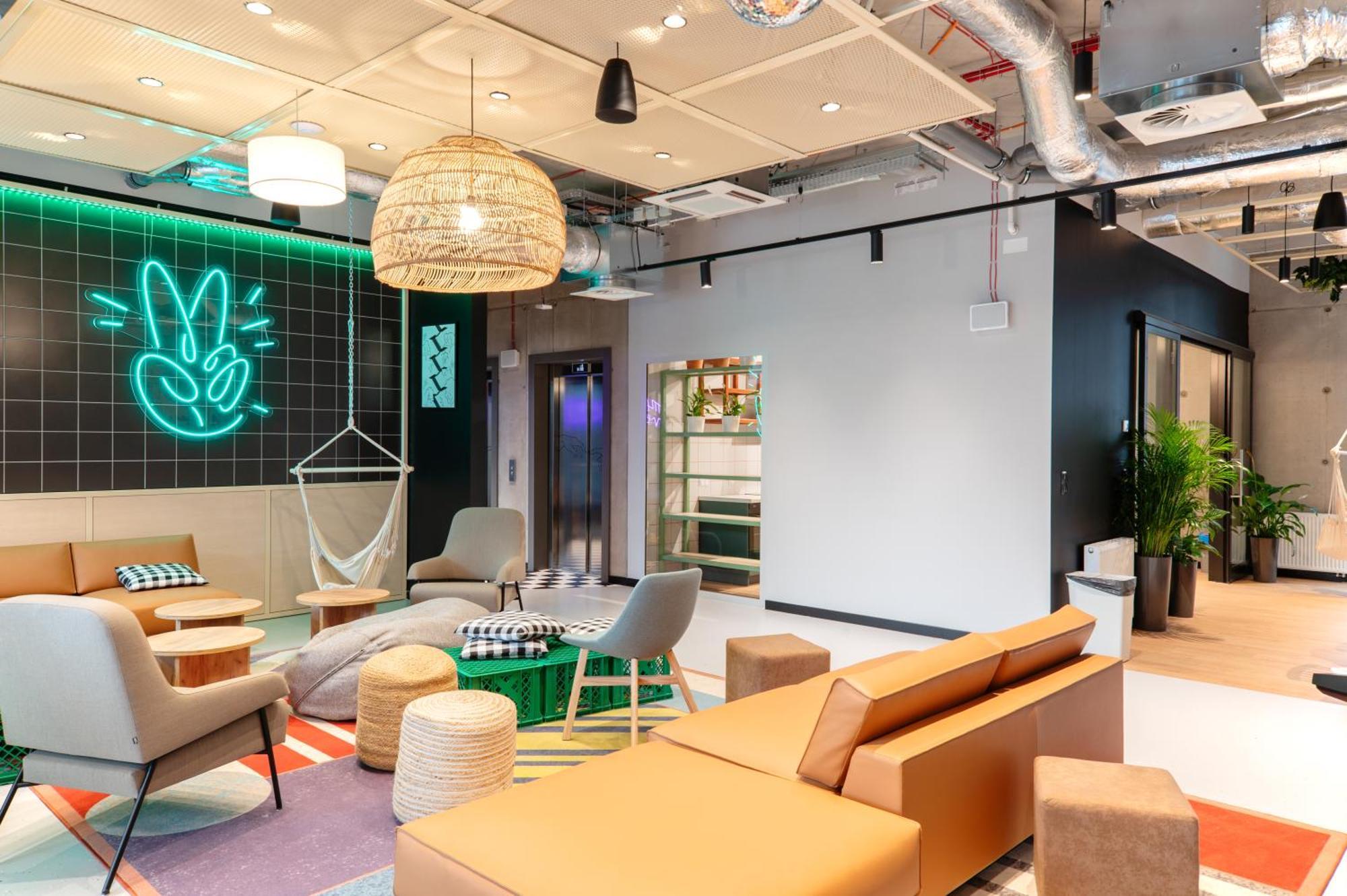 Chillout Dorm Warszawa Aparthotel Luaran gambar