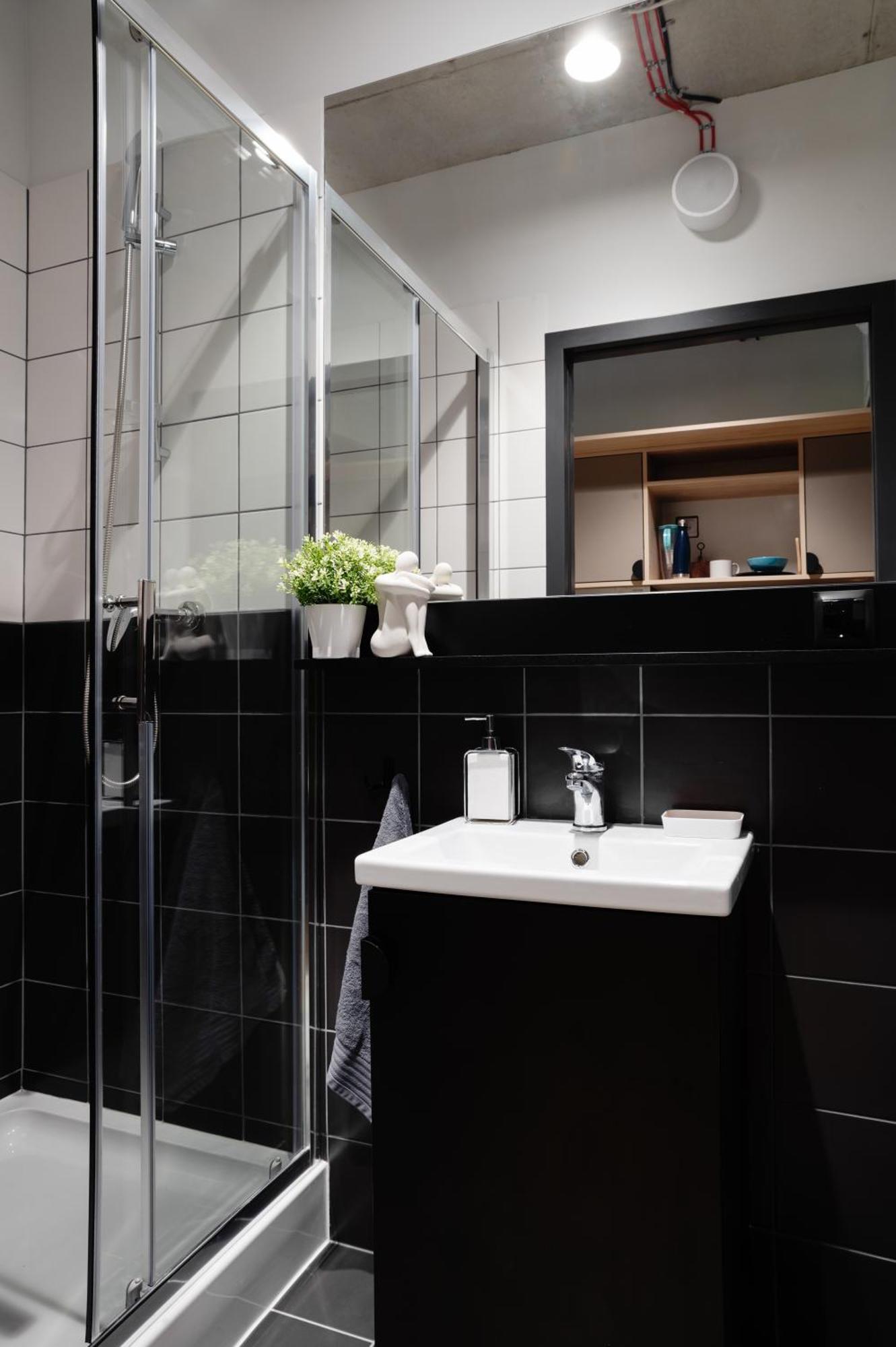 Chillout Dorm Warszawa Aparthotel Luaran gambar